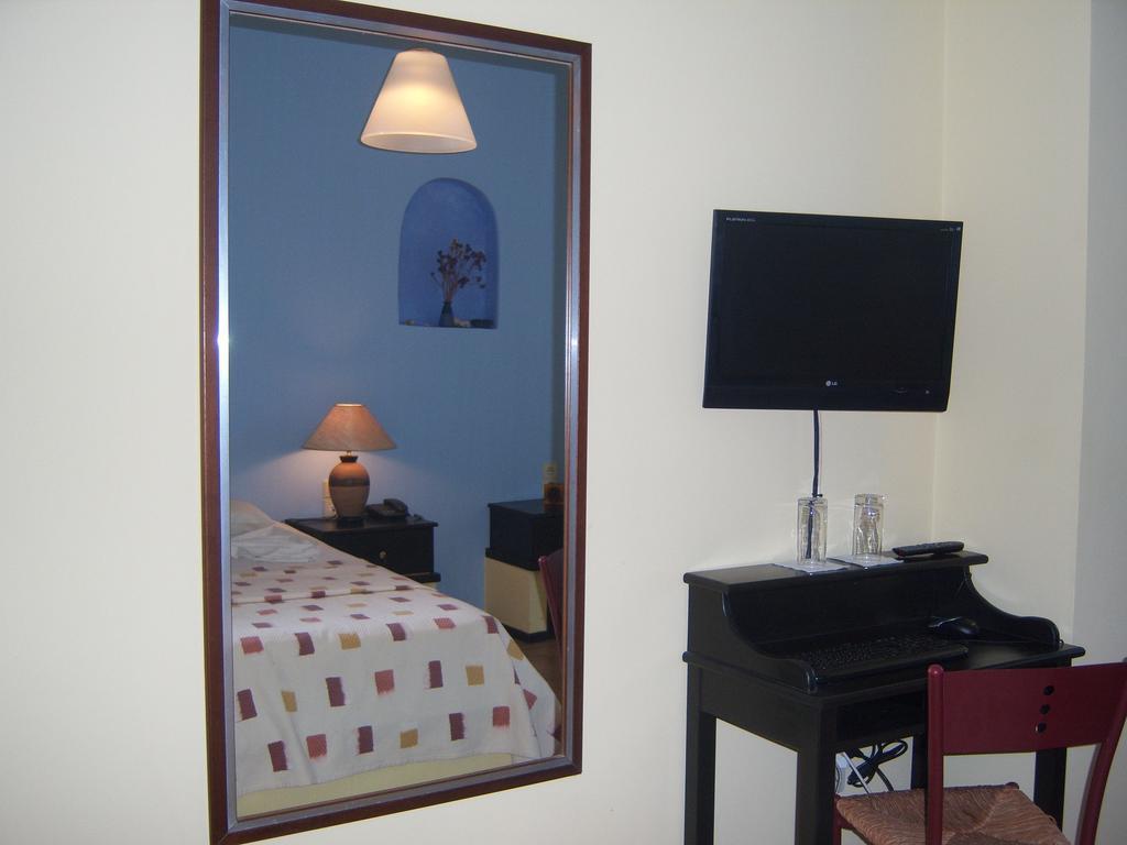 Aeriko Benovias Rooms & Apartments 카르파스 외부 사진
