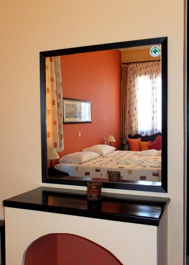 Aeriko Benovias Rooms & Apartments 카르파스 외부 사진