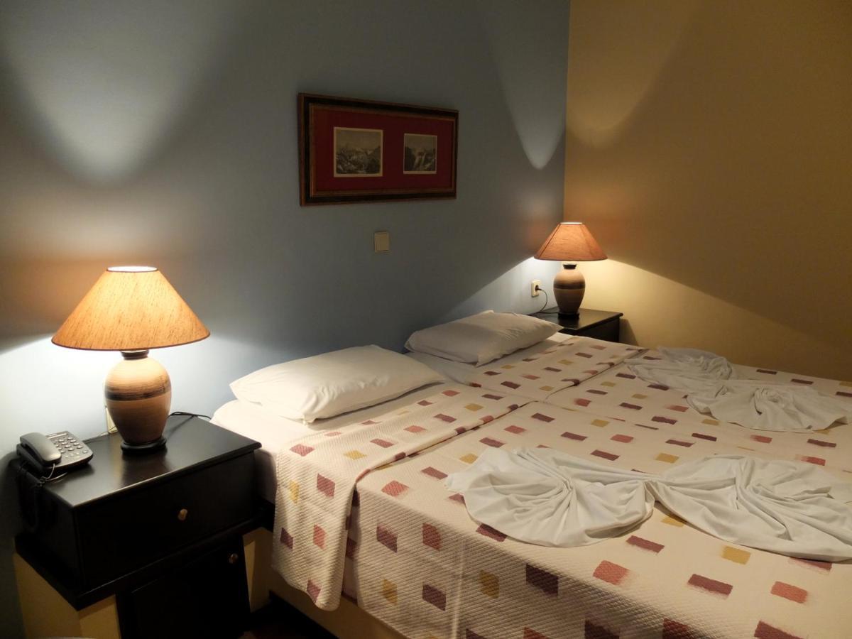 Aeriko Benovias Rooms & Apartments 카르파스 외부 사진